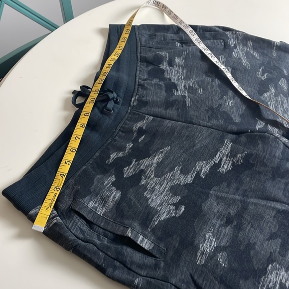 Athletic Works Black & Gray Camouflage Joggers- Front pockets- XXL (20) - Picture 8 of 10